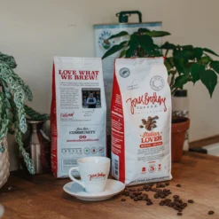 Jones Brothers Coffee Koffiebonen Italian Lover – 6 X 500 Gram 9 Jones Brothers Coffee Koffiebonen Italian Lover – 6 X 500 Gram -Koffie Korting Winkel 1200x1200 169